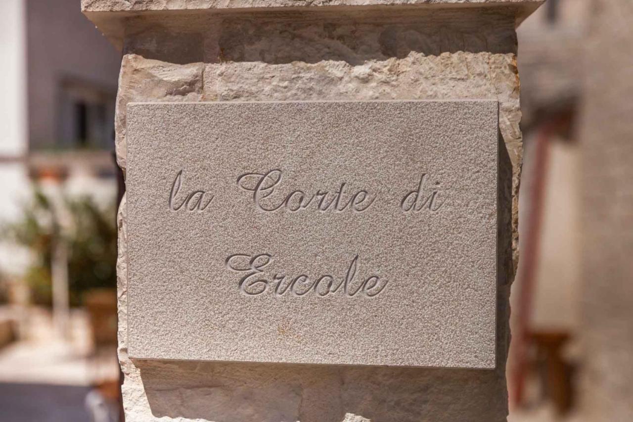 La Corte Di Ercole Alberobello Luaran gambar